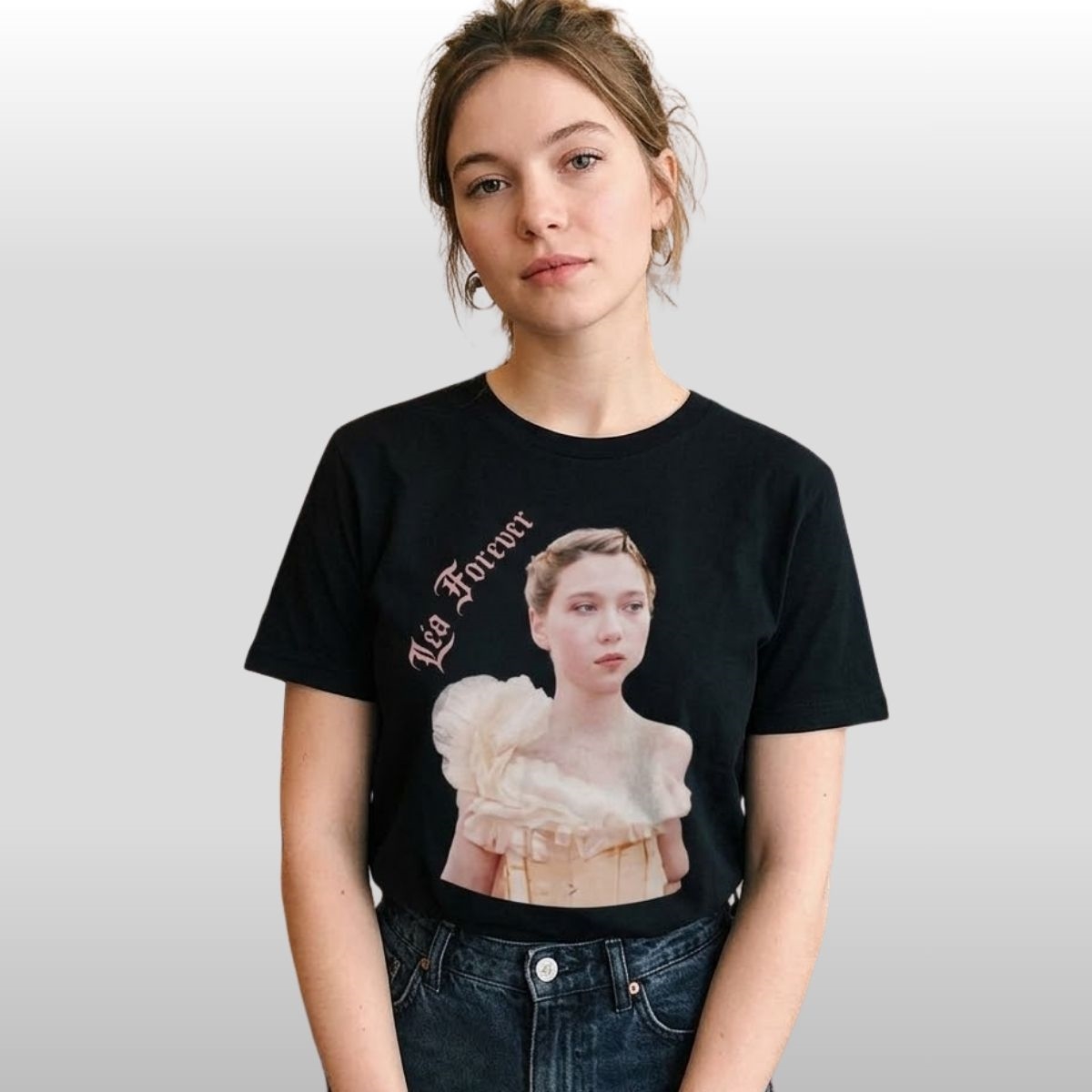 Adele Exarchopoulos Lea Forever Shirt 3 Adele Exarchopoulos Lea Forever Shirt 3
